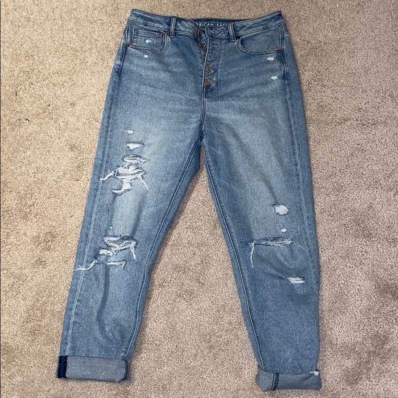 American Eagle Outfitters Denim - American Eagle Mom Jean